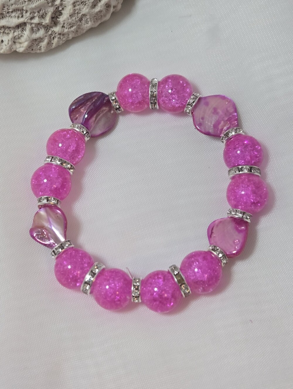 Pink Crackle Glass & Shell Bead Stretch Bracelet with Rhinestone Spacers